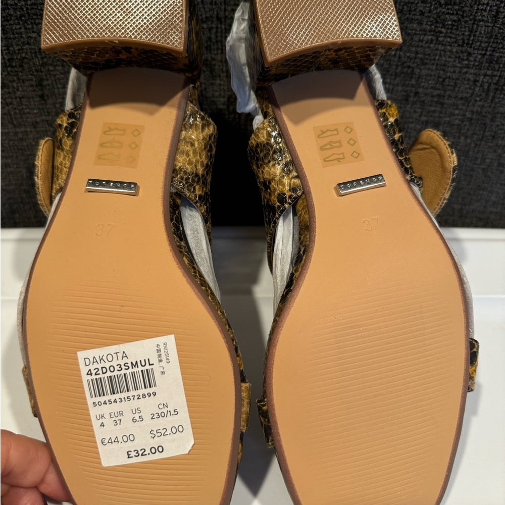 Top Shop Snake Skin Silver Buckle Sandals size 5.5 yellowish and black - Picture 2 of 5